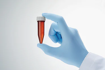 艾本德Eppendorf Tubes? 5.0 mL 帶螺旋蓋, 5.0 mL, 無(wú)菌、無(wú)熱原, 無(wú)RNase和DNase, 無(wú)DNA, 琥珀色（光保護(hù)）, 200 個(gè) (2 包 × 100 個(gè))貨號(hào)